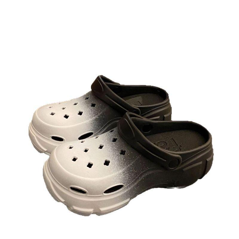 New super fire gradual change color hole shoes thick soles increase summer senior design slippers women summer wear