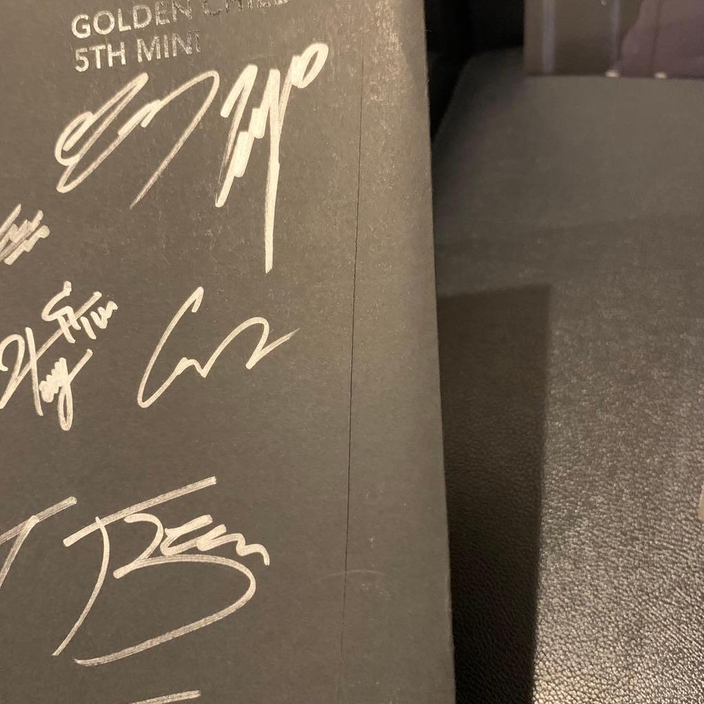 [USED] GOLDEN CHILD 5TH MINI ALBUM YES Autographed