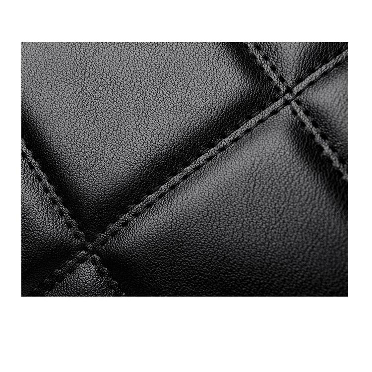 A Classic Women's Handbag—the Perfect Choice for Everyday Use