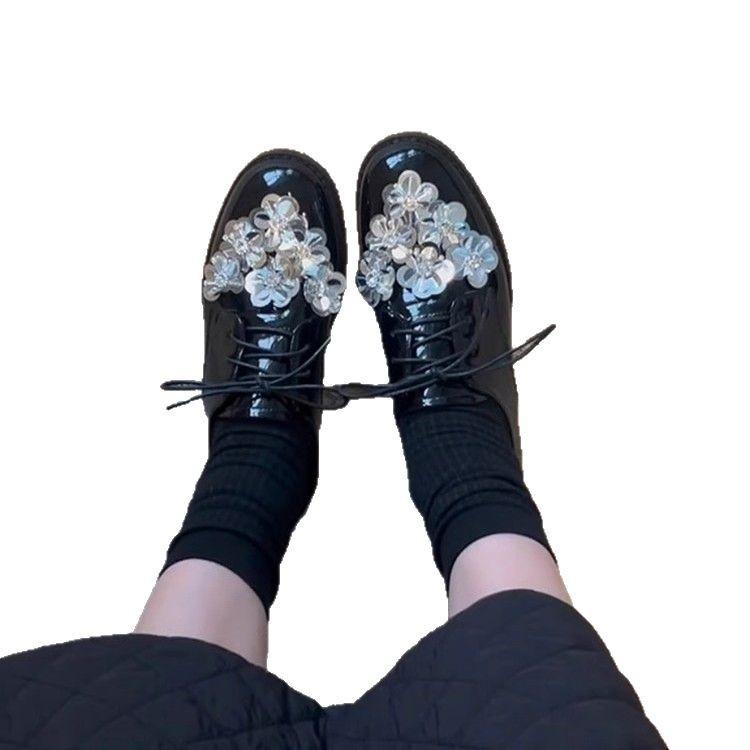 Silvers Flowers Bling Bling Women Ballet Shoes Round Toe Hollow Flats Casual Shoes Women's Summer Mary Jane Sneakers