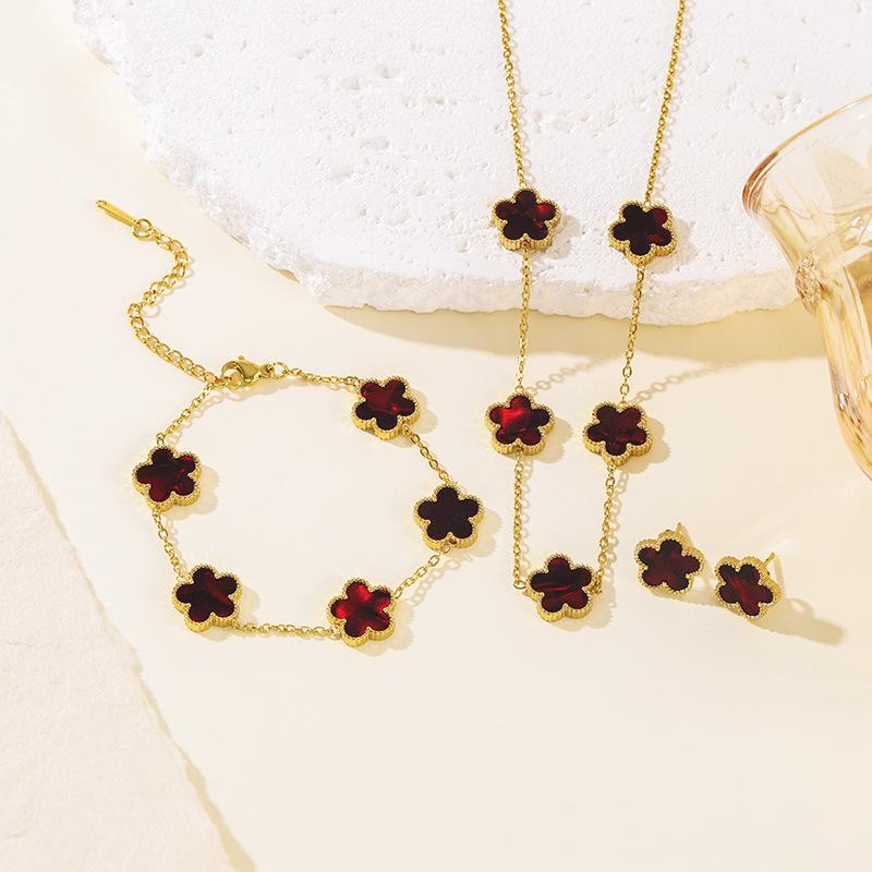 Set da 3 pezzi in acciaio al titanio, resistente allo sbiadimento, a doppia faccia, con quadrifoglio, moda donna, elegante, lusso leggero, collana per clavicola e braccialetto