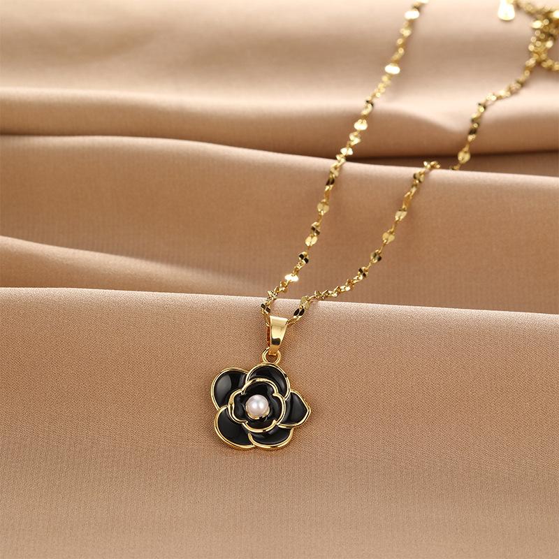 

Camellia Necklace Women S Light Luxury Small Fragrance High Trend Versatile Flower Pendant