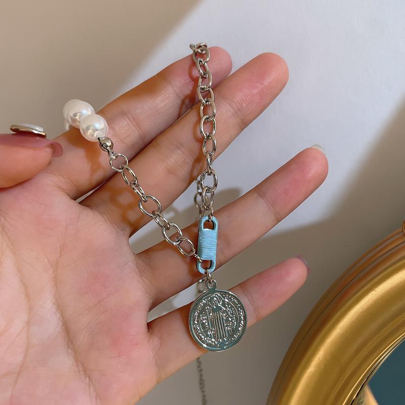 Non-Fading Stainless Steel Punk Hip-Hop Style Necklace Temperament Simple Front Buckle Collarbone Chain