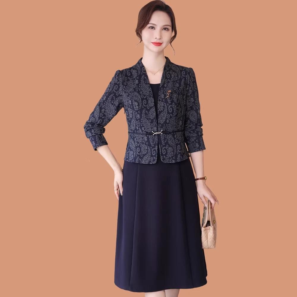 Elegant Spring/Autumn Dress for Mothers - 2026 New Style Long-Sleeve, Fashionable Two-Piece Look for Middle-Aged & Elderly Women
