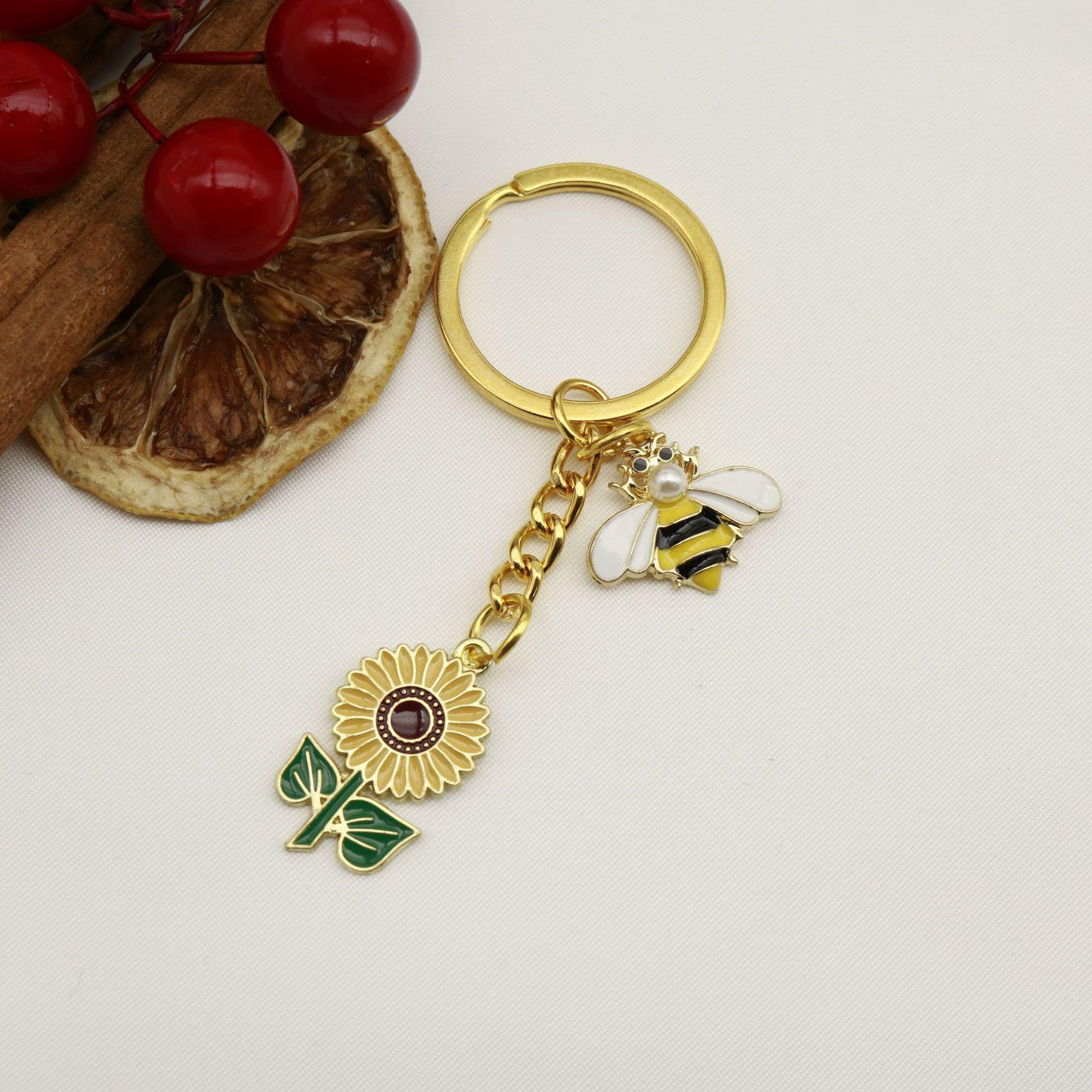 Sunflower Bee Drip Oil Keychain - Stylish Bag Accessory & Mother s Day Gift