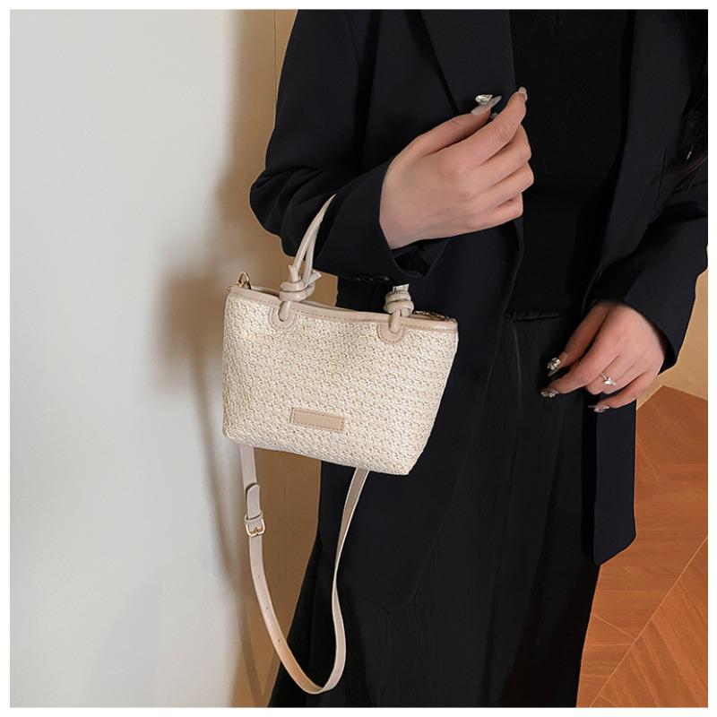 Summer Vacation Style Woven Rope Handled Beach Tote Bag Trendy Rattan Basket Shoulder Crossbody Bag