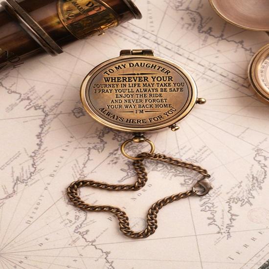 So You Can Always Find Your Way Back Home », Boussole De Camping Gravée Avec Boussole