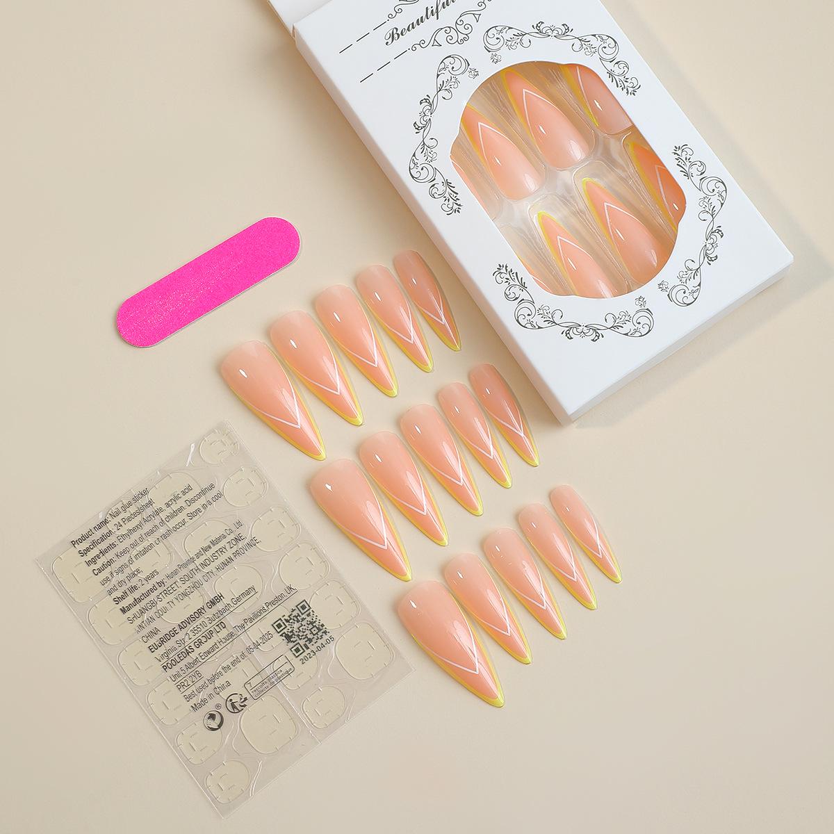 

Геометрические накладные ногти с длинным острым кончиком: Накладные ногти в европейско-американском стиле