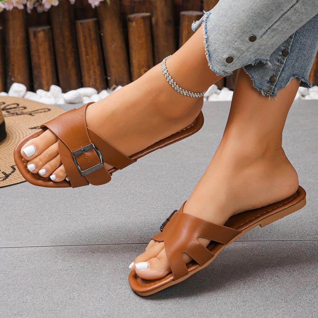 2025 European Style Women's Plus Size Sandals with Thick Sole, Flat Bottom, Summer Fashion, and One-Strap Buckle