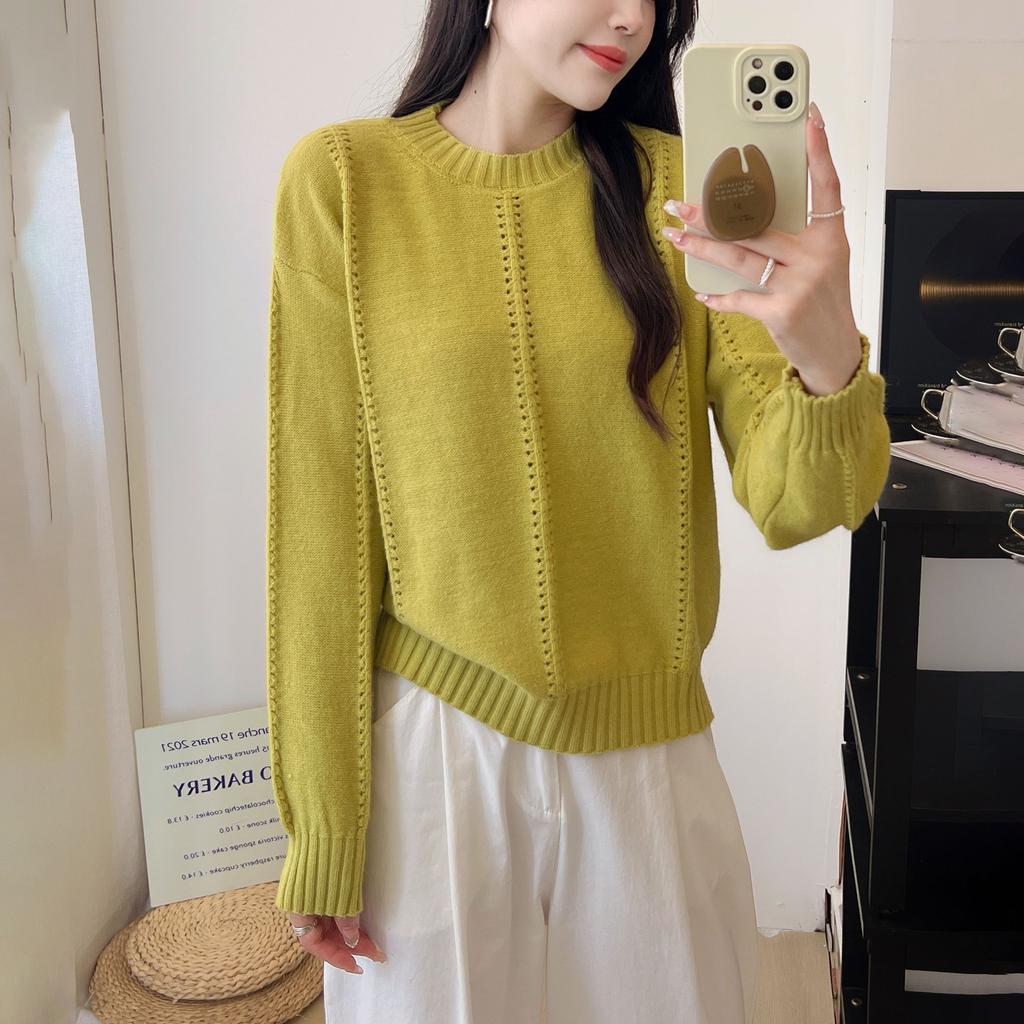 Japanese-style Simple and Casual Cut-out Sweater Pullover for Autumn, New Round Neck Solid Color Design Sense Knitted Sweater for Women