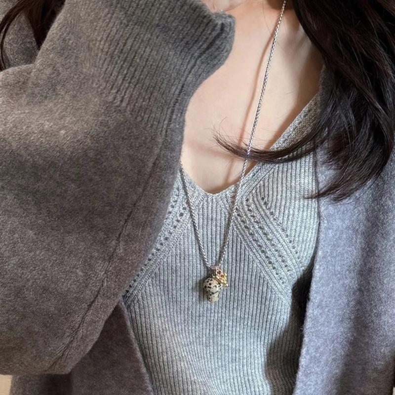 Mushroom Pendant Necklace Symbolizing Nature and Vitalities With Sturdy Alloy Materials for Fashionable Women Wear
