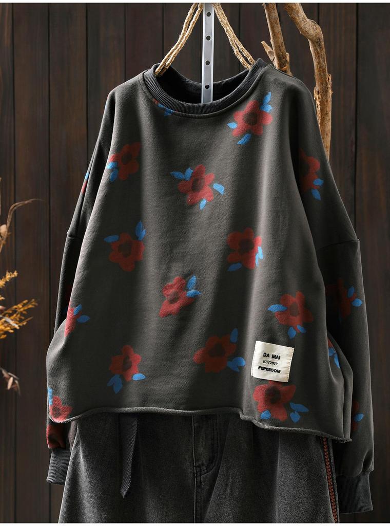 Retro Floral Print Sweatshirt - Eye-Catching Everyday Wear