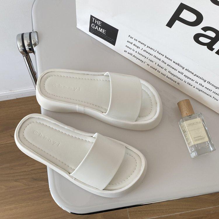 

Літо 2025 нові модна проста корейська версія шльопанці на товстій підошві для жінок для вулиці на плоскій підошві круті шльопанці трендові жіночі туфлі 40