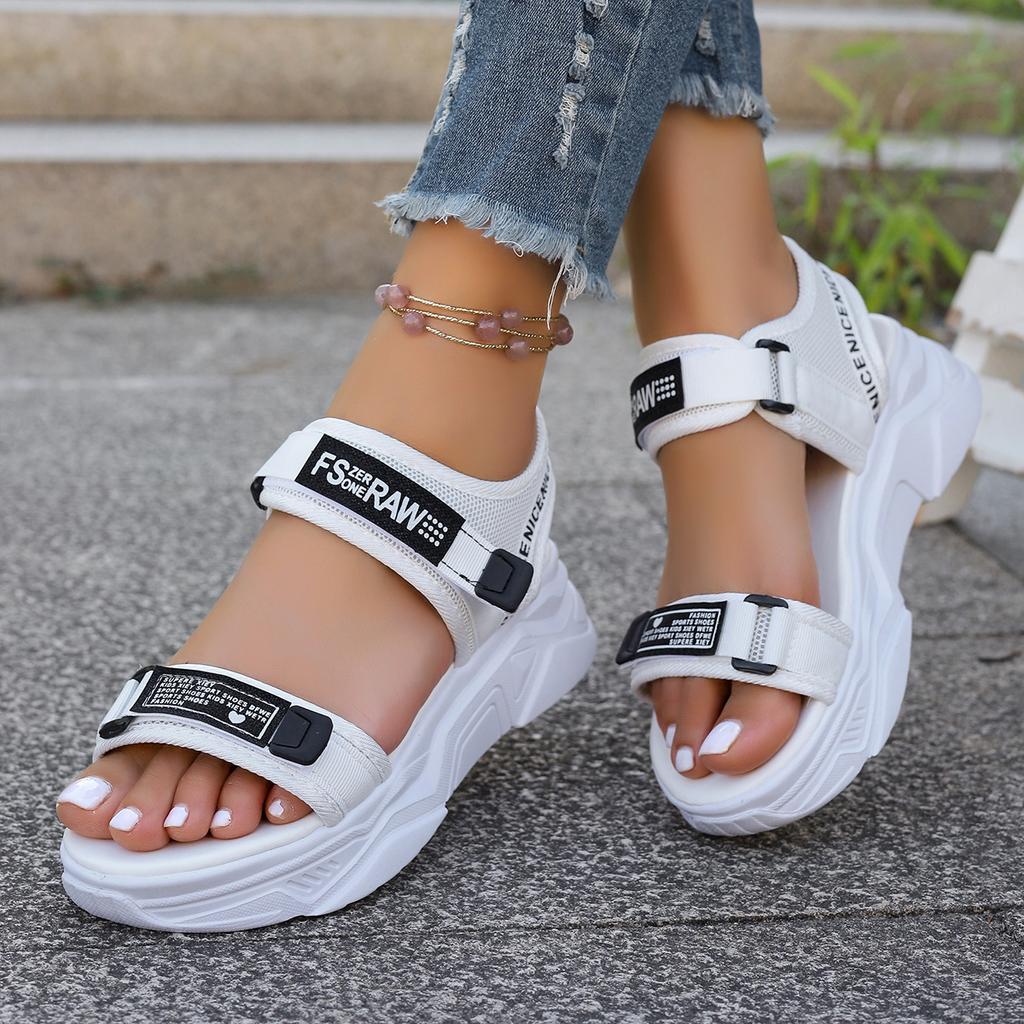Fashion Beach Shoes Chaussure Femme Luxury Women Platform Sandals Summer Versatile Slope Heel Elevated Women Shoes Lightweight Sandals