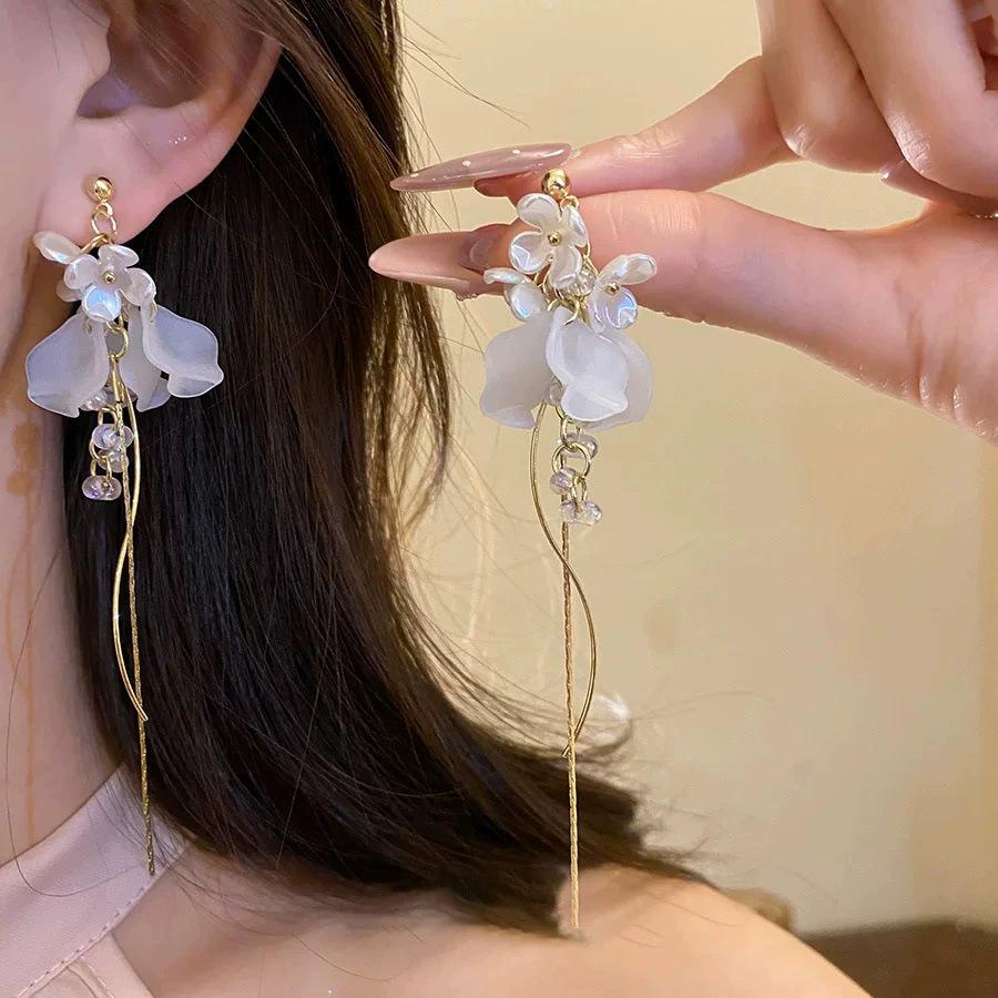 925 Silver Floral Earrings for Women - Elegant Spring/Summer Design, Trendy and Cute Studs for 2026