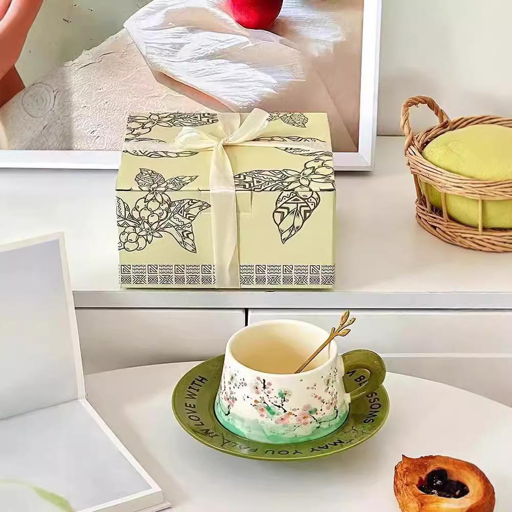 Light Luxury Retro Coffee Cup And Saucer Set Gift Box Couple Housewarming Gift Birthday Gift