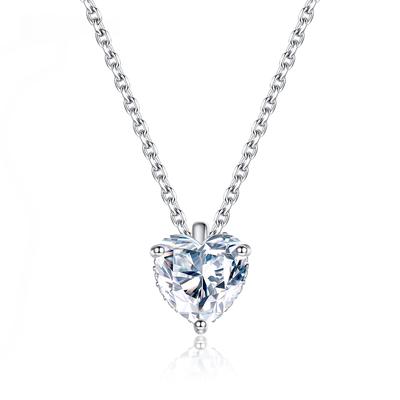 Delikatny musujący naszyjnik Moissanite w kształcie serca 925 srebro 1CT laboratoryjny diament Fine Jewelry dla kobiet