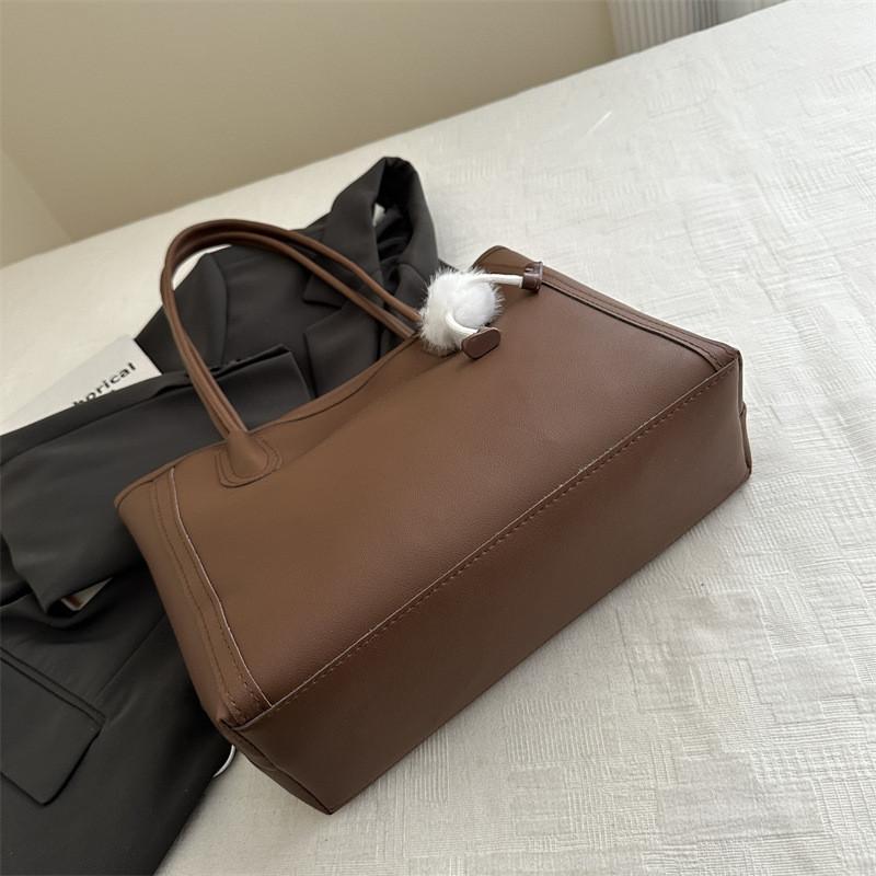 Retro Womens Oversized Tote Bag With Stitching Details And Internal Pouch For Commuting