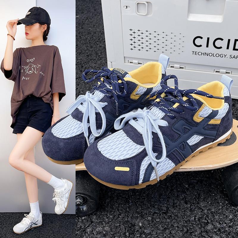 Mesh breathable casual shoes 2025 summer new fashion niche white shoes flat commuter training shoes women's