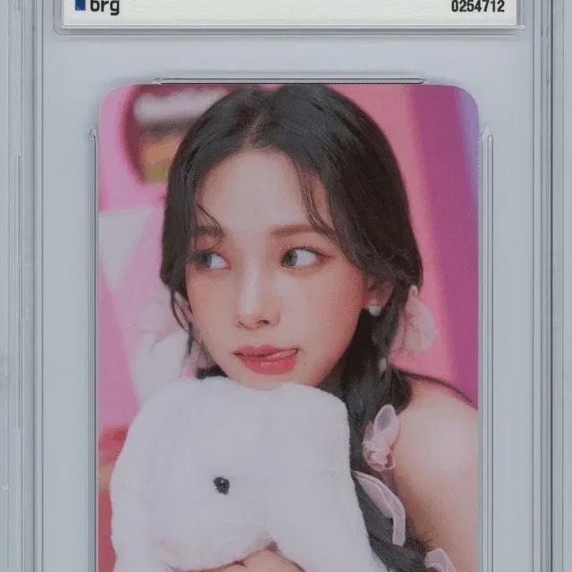 

Aespa Oh! Caendy Karina Photo Card