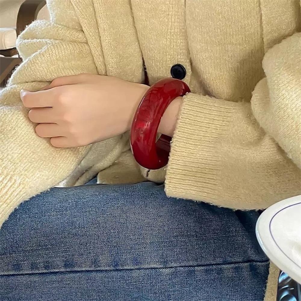 

Vintage Acrylic Bangle Exaggerated Retro Hand Ring Cute Wide Bracelet Gift Style 7