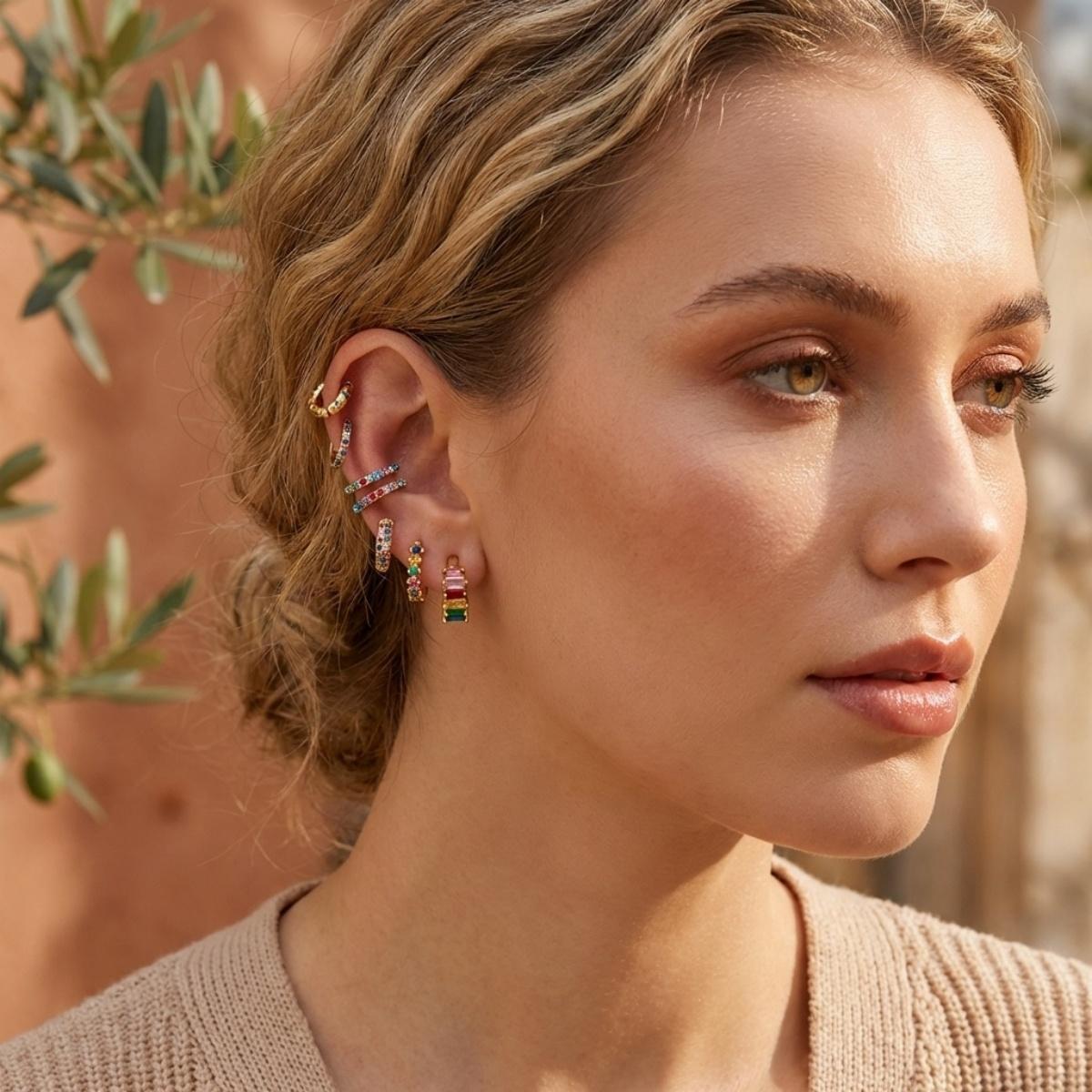 Favorite Toy Women's Luxury Inlaid Colorful Zircon Geometric Circle Buckle Stud Earrings Set For Men Fashion Round Daily Wear Earring Zircon