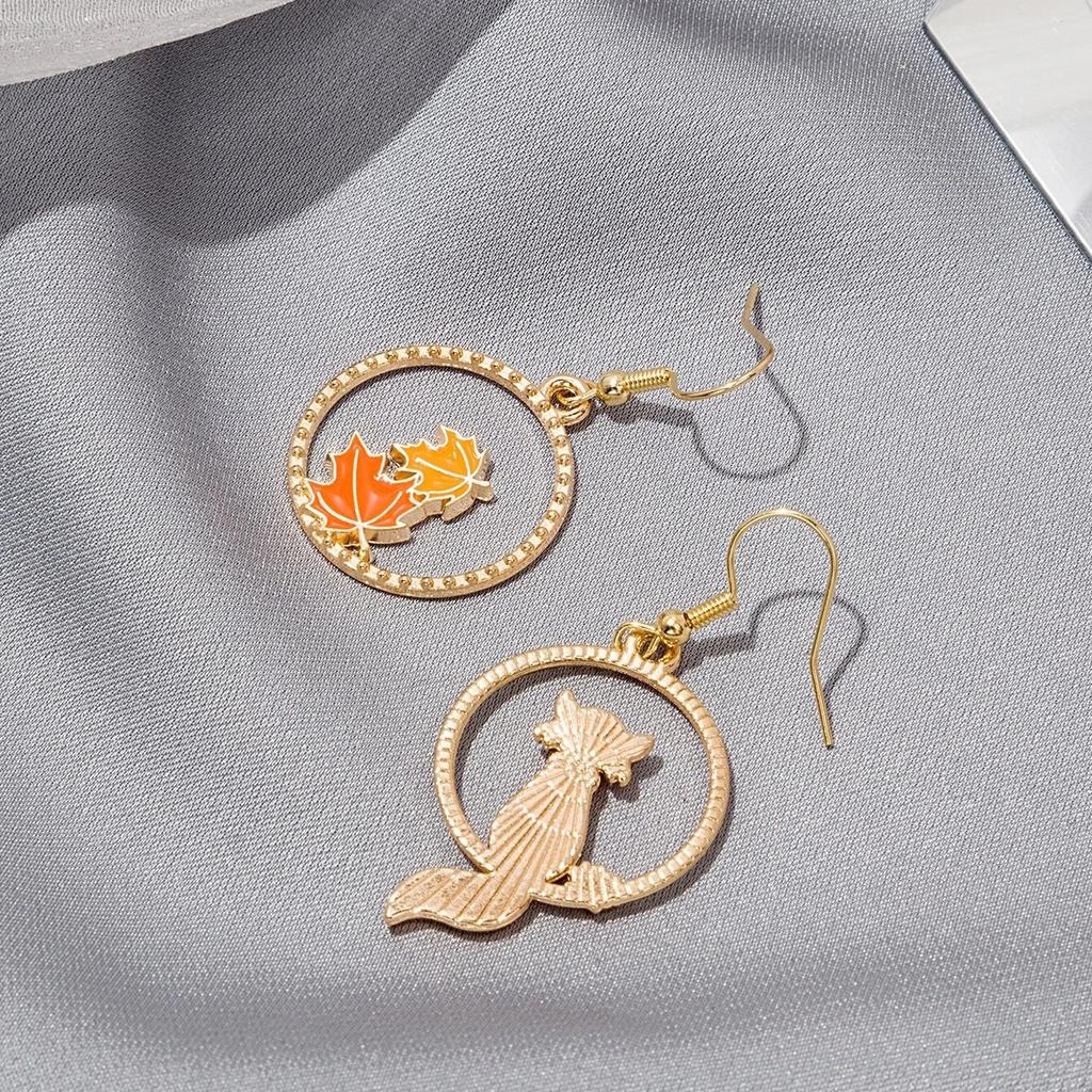 Süße Ohrclips mit asymmetrischen Ohrringen für Piercings, Ohrringe, Anhänger, neue Fuchs- und Ahorn-Ohrstecker.