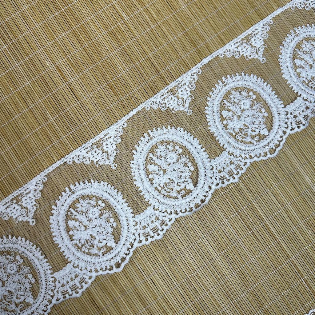 Vintage Palace-Style Lolita Wedding Dress with Water-Soluble Milk Silk Lace Mesh