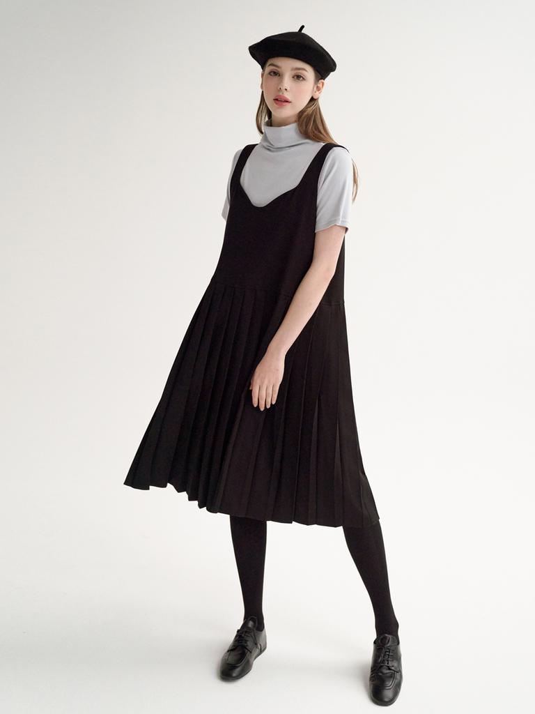 LOYALDECIDE Fine Pleated Dress Black