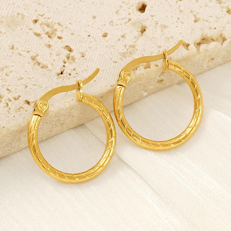Gold-Plated Titanium Steel Retro Spiral Texture Ear Cuffs and Plain Band Earrings for Women