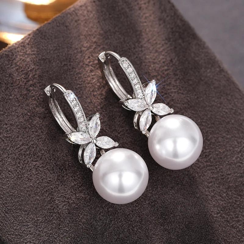 Huitan Graceful Imitation Pearl Drop Earrings Women Aesthetic Dazzling Cubic Zirconia Accessories Noble Charms Wedding