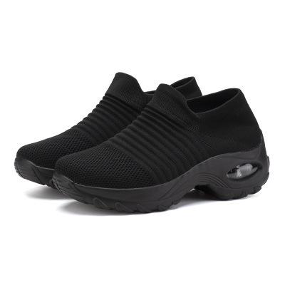 Large size women's shoes air cushion casual sports shoes Korean version rocking shoes foot cover mother shoes socks shoes