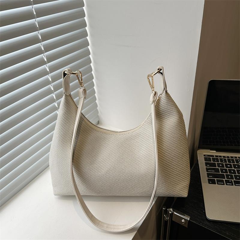 

Commuter fashion large capacity new solid color casual design simple shoulder underarm portable tote bag білий