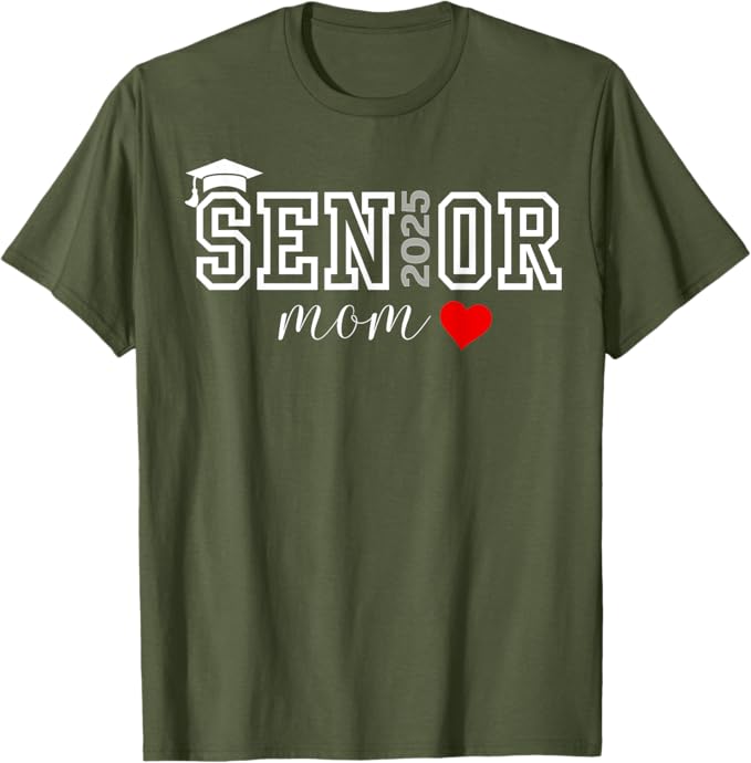 Cute Heart Graduate Proud Mom Shirt Mama Senior 25 Class of 2025 T-Shirt Proud Dad Senior 2025 Graduation Outfit Gift Saying Tee