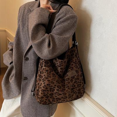 Large Capacity Leopard Print Bag Women's Fashion Versatile Shoulder Bag Simple Retro Casual Three-purpose Tote Bag