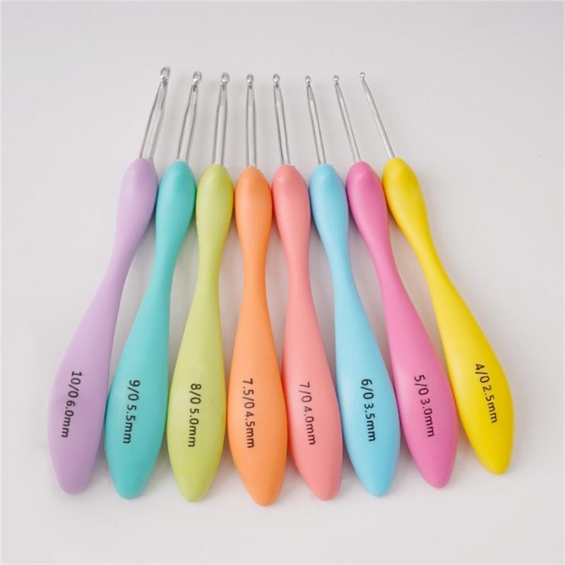 8Pcs Ergonomic Crochet Hook for Beginner Crochet Hobbyist,8 Size Long Handle Crochet Hook Needle 2.5mm-6mm  (4/0-10/0MM)