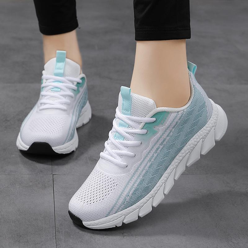Spring Sports Shoes Running Shoes Mesh Lightweight Travel Shoes Student Soft-soled Casual Shoes