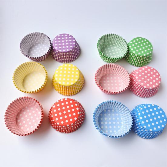 Food Grade Baking Paper 100PCS Disposable Cupcake Liners, Food-Grade Greaseproof Cups, Polka Liners Dot Print Standard Muffin Molds for Home