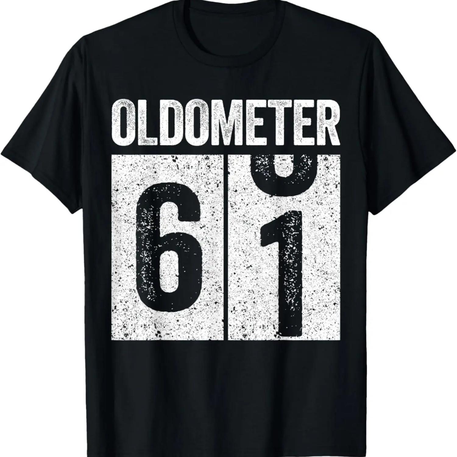 

Футболка Oldometer 61 Футболка на 61-й день рождения Футболка S чёрный