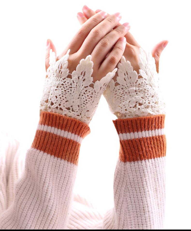 Women's Summer Lace Wrist Covers with Hollow-Out Sleeves for Tattoos and Scars