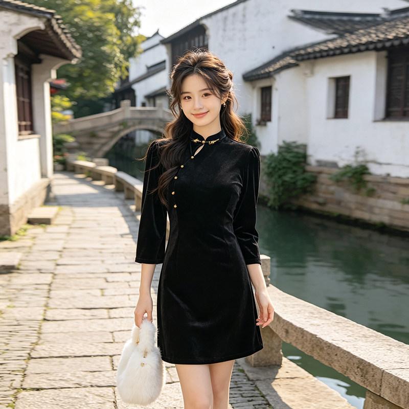 Black velvet new Chinese Suzhou short long-sleeved cheongsam improved young women's high-end sense small man spring and autumn
