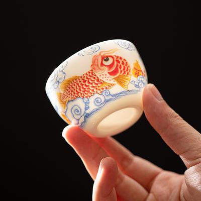 Rinderfett-Jaspis Vollfarbe Arowana Teetasse Meistertasse Keramik Kung Fu Teegeschirr Null-Matching Einzelprodukt Teetrinken Einzelne Wasserschale