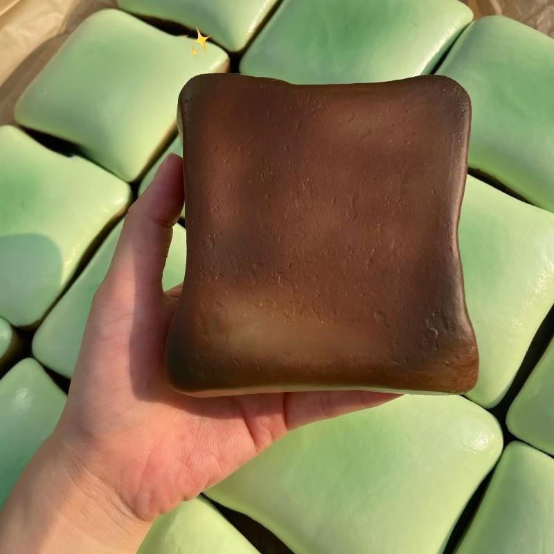 Novelty Soft Simulated Food Squeeze Release Tool Jasmine Toast Bread Squeeze Squishy DIY Decompression Slow Rebound Wet Soft