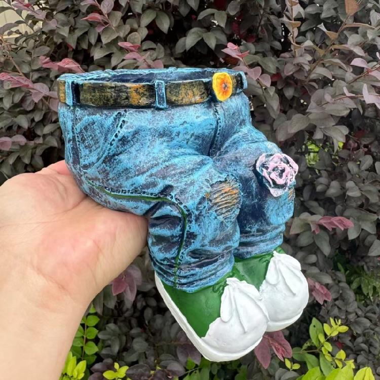 Artistic Jeans Design Plant Container Weather Resistant Resin Flower Pot Suitable For Yard Patios Decoration Home Garden