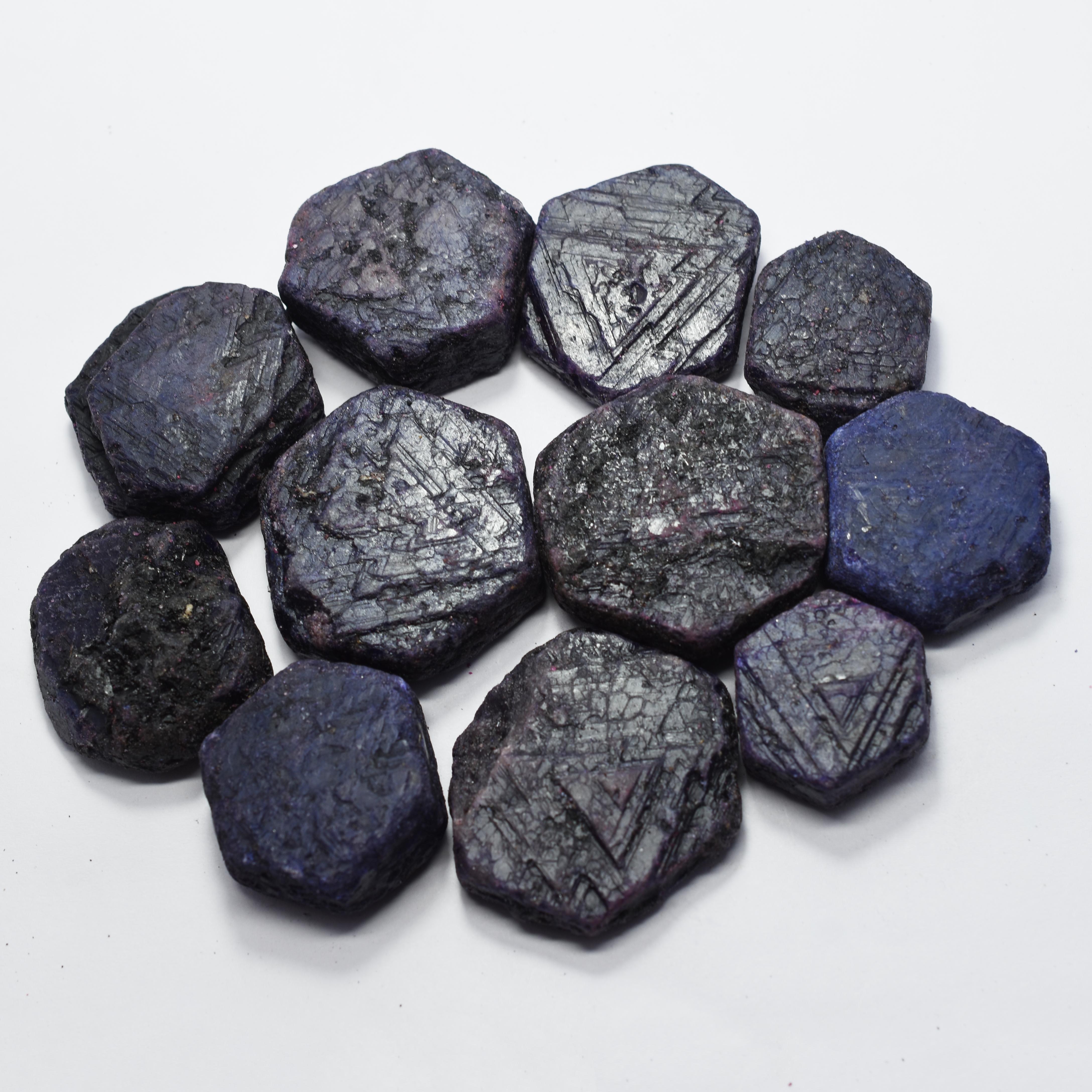 

Lot Natural Blue Ceylon Sapphire 1000ct Rough Certified Loose Gemstones 56.46 mm approx. синій