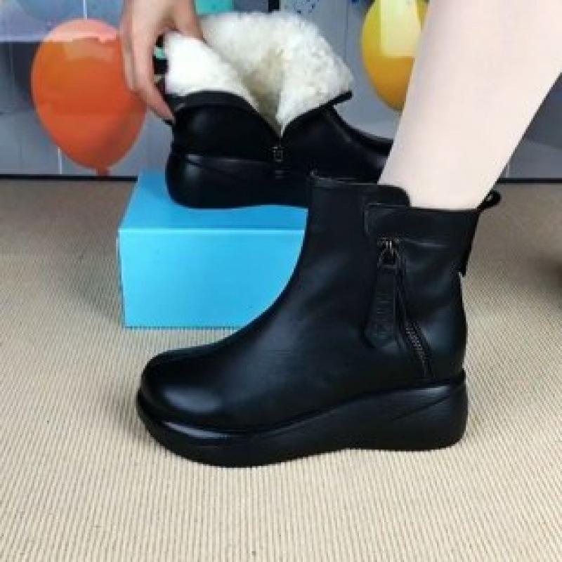

Мягкая кожа ботинки Мартин кожаные хлопковые ботинки круглый носок зимние новые маффин толстая подошва бархатные материнские теплые утолщенные нескользящие 40 чёрный