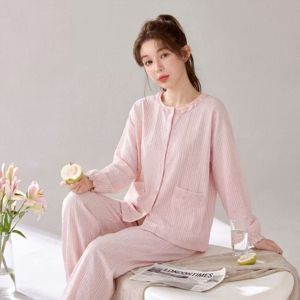 Spring and Autumn pure cotton pajamas women's long-sleeved trousers, strawberry printed cardigan loungewear set