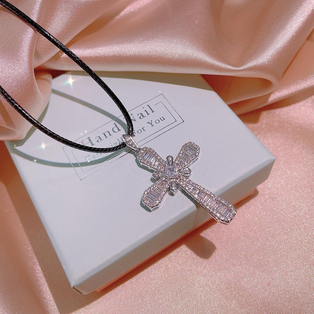 Exquisite White Zircon Cross Pendant Necklace Women's 925 Geometric Cute/Romantic Chain Birthday Party Engagement Jewelry
