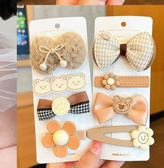Autumn & Winter Plush Bear Hair Accessories: Cute Milk Coffee Wool Flower Butterfly Hairpin for Children