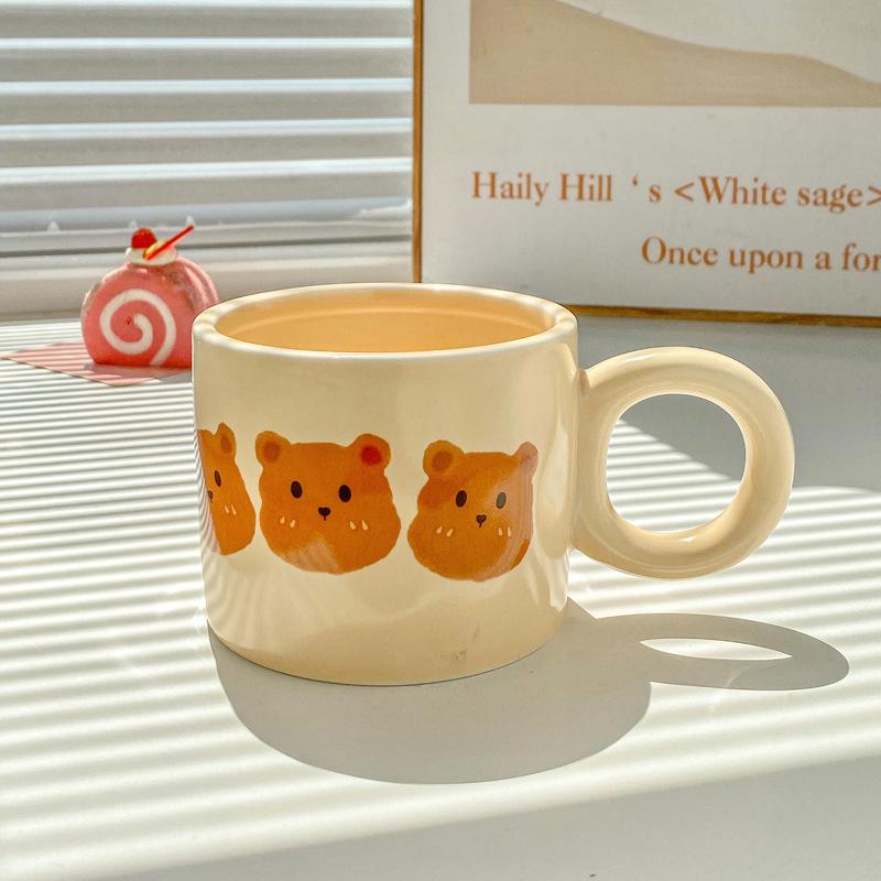

Cute Milk Fufu Bear Cup with Spoon Niche Design Couple Ceramic Mug Appearance Home Breakfast Coffee Cup 401-500ml